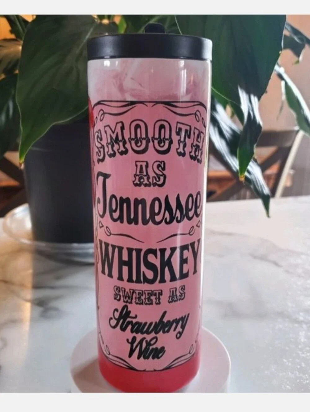 Tennessee Whiskey and Strawberry Wine 20oz Tumbler with duo lids 🎉sale